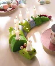 ein süßer Kerzenhalter der kleine Kinder begeistert